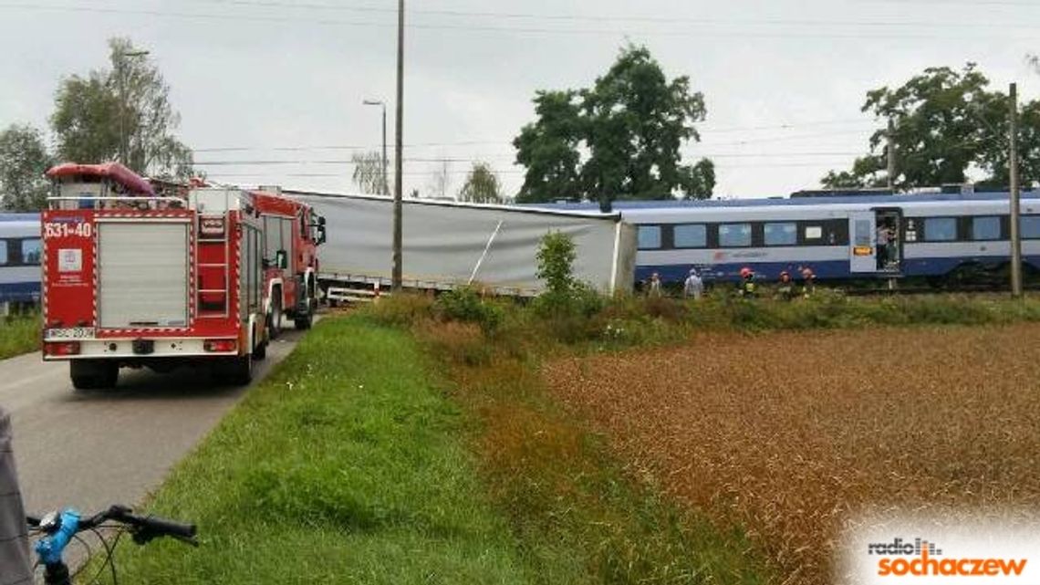 Wypadek na przejeździe kolejowym między Sochaczewem a Teresinem