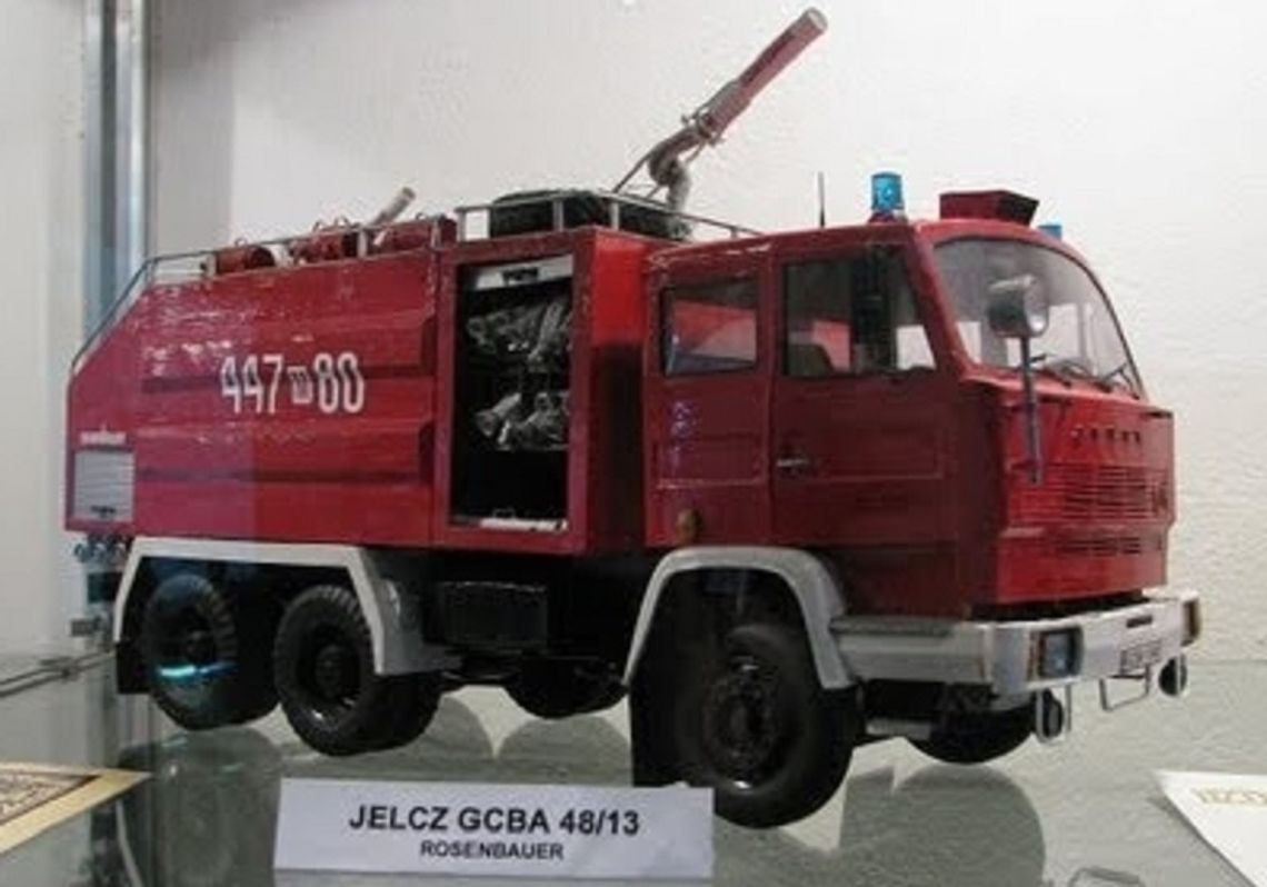 Wystawa miniatur pojazdów strażackich w Sochaczewie
