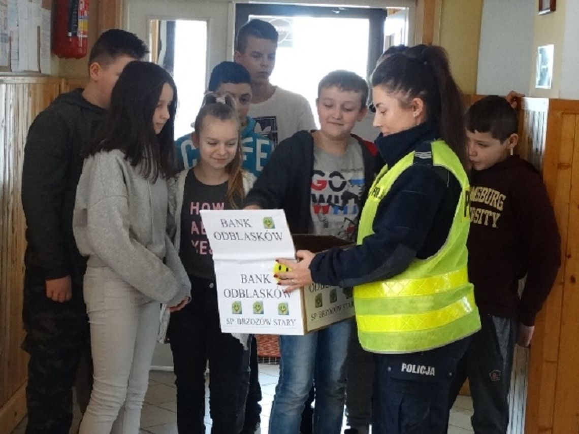 Zajęcia edukacyjne dla uczniów na temat bezpieczeństwa na drodze Zajęcia edukacyjne dla uczniów na temat bezpieczeństwa na drodze